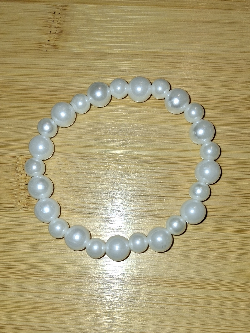 Elegant White Pearl Stretch Bracelet for Women